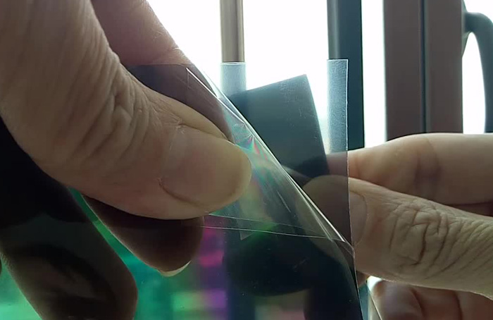 液晶显示中偏光片的作用